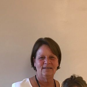 Meet your Posher, Roxanne